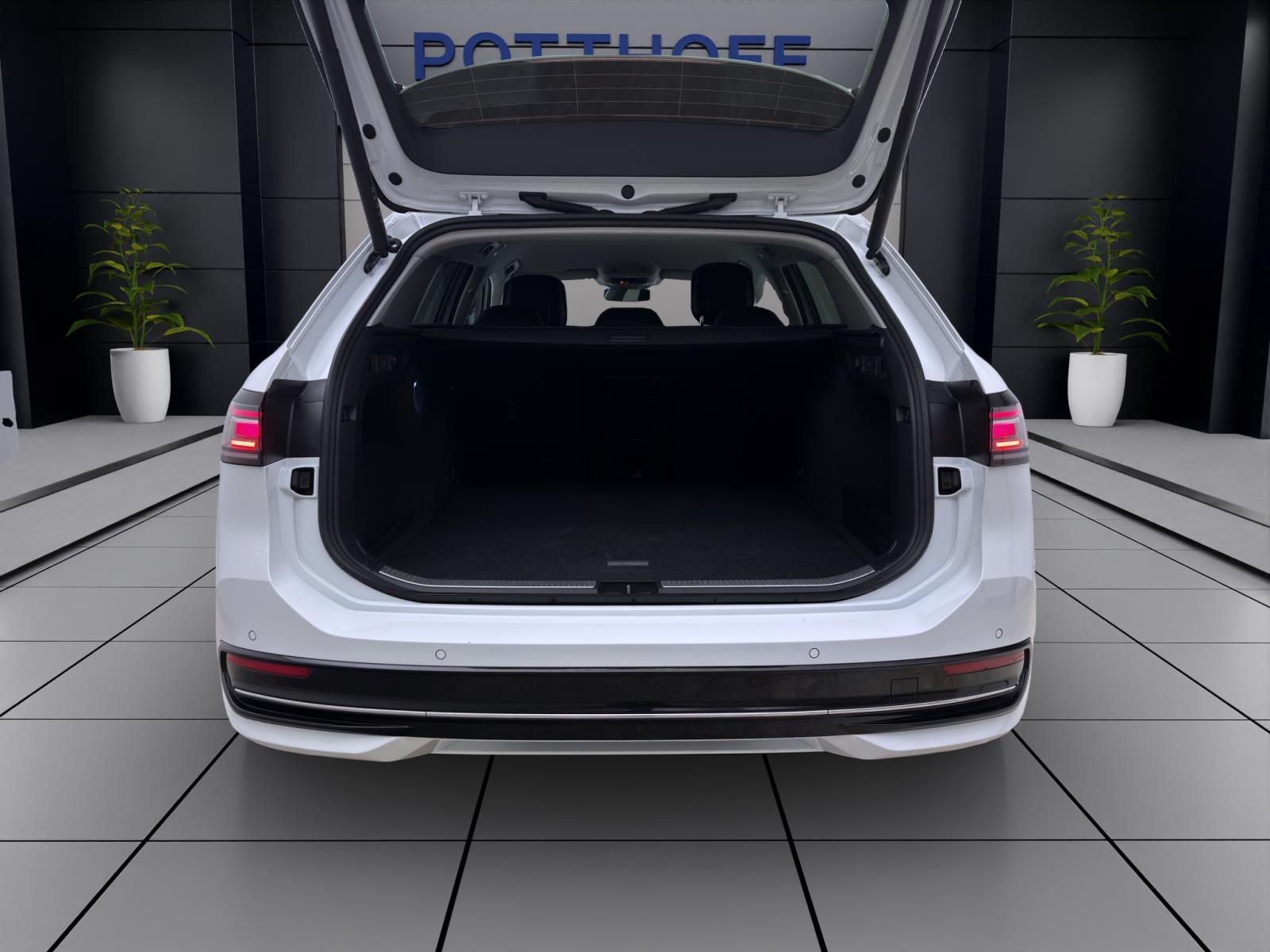Volkswagen Passat Variant 2.0 TDI DSG ELEGANCE KAMERA PDC LED