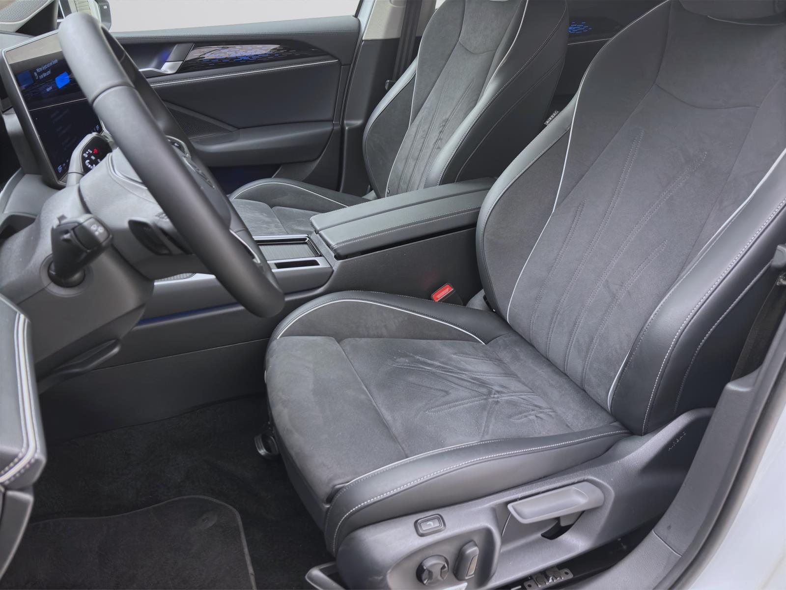 Volkswagen Passat Variant 2.0 TDI DSG ELEGANCE KAMERA PDC LED