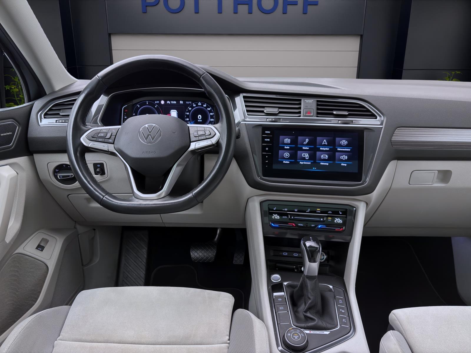 Volkswagen Tiguan Allspace 2.0 TDI DSG 4M ELEGANCE HARMAN HuD PANO AHK