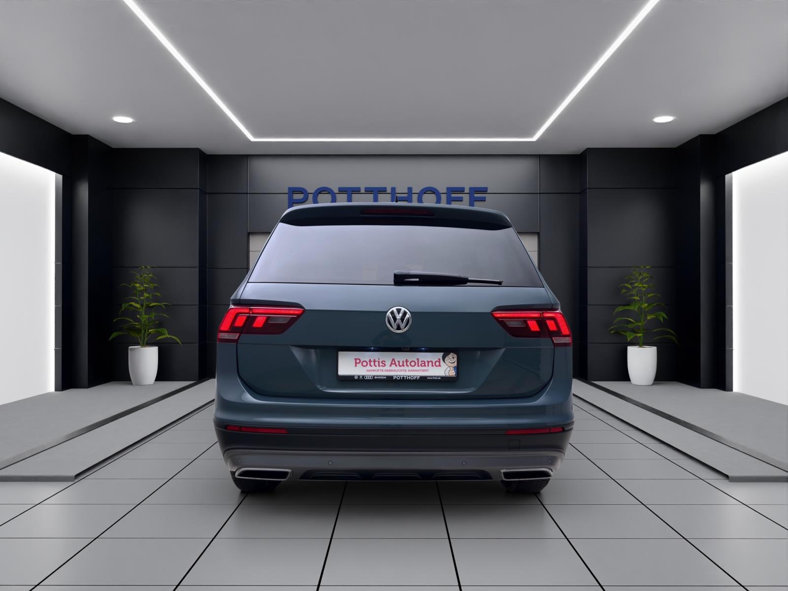 Volkswagen Tiguan Allspace 2.0 TDI DSG IQ.DRIVE STDHZG PANO AHK