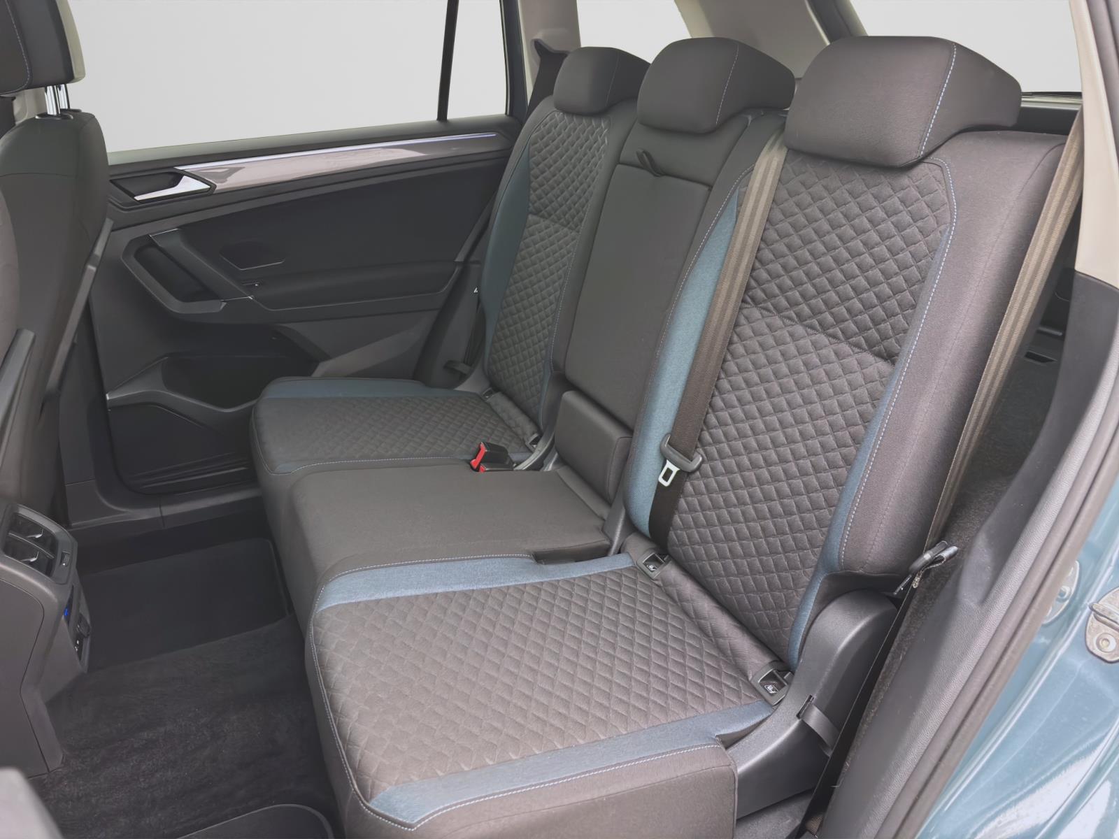 Volkswagen Tiguan Allspace 2.0 TDI DSG IQ.DRIVE STDHZG PANO AHK