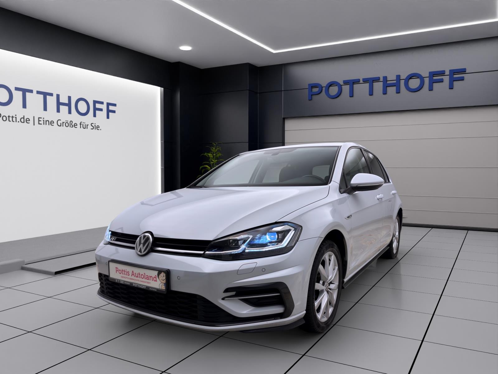 Volkswagen Golf 1.5 TSI HIGHLINE NAVI SITZHZG LED PDC