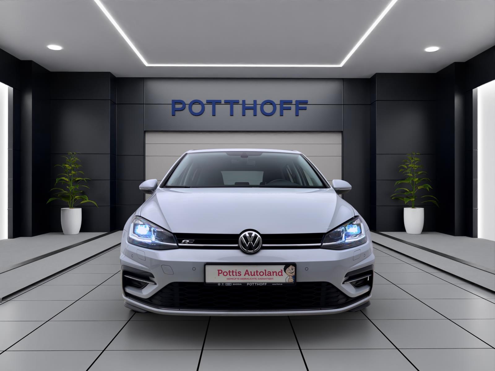 Volkswagen Golf 1.5 TSI HIGHLINE NAVI SITZHZG LED PDC