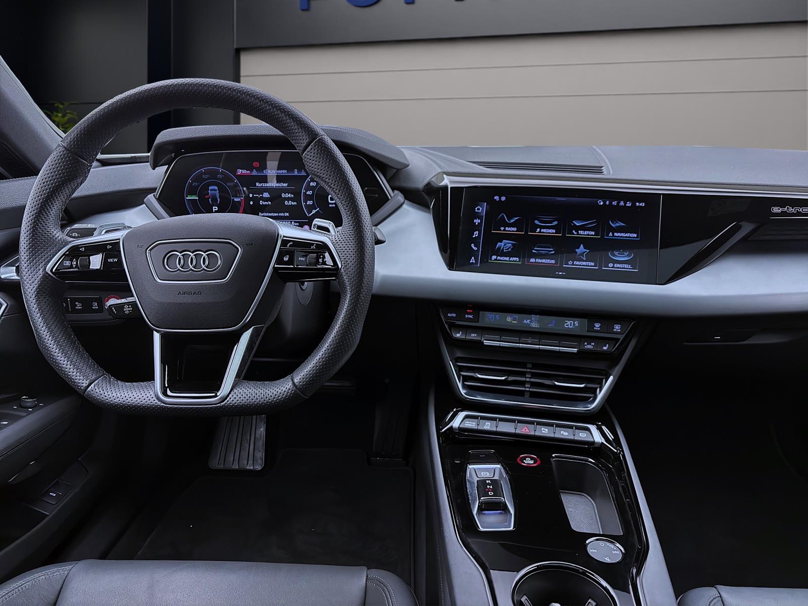 Audi e-tron GT Q PANO NAVI+ MATRIX B&O LM21
