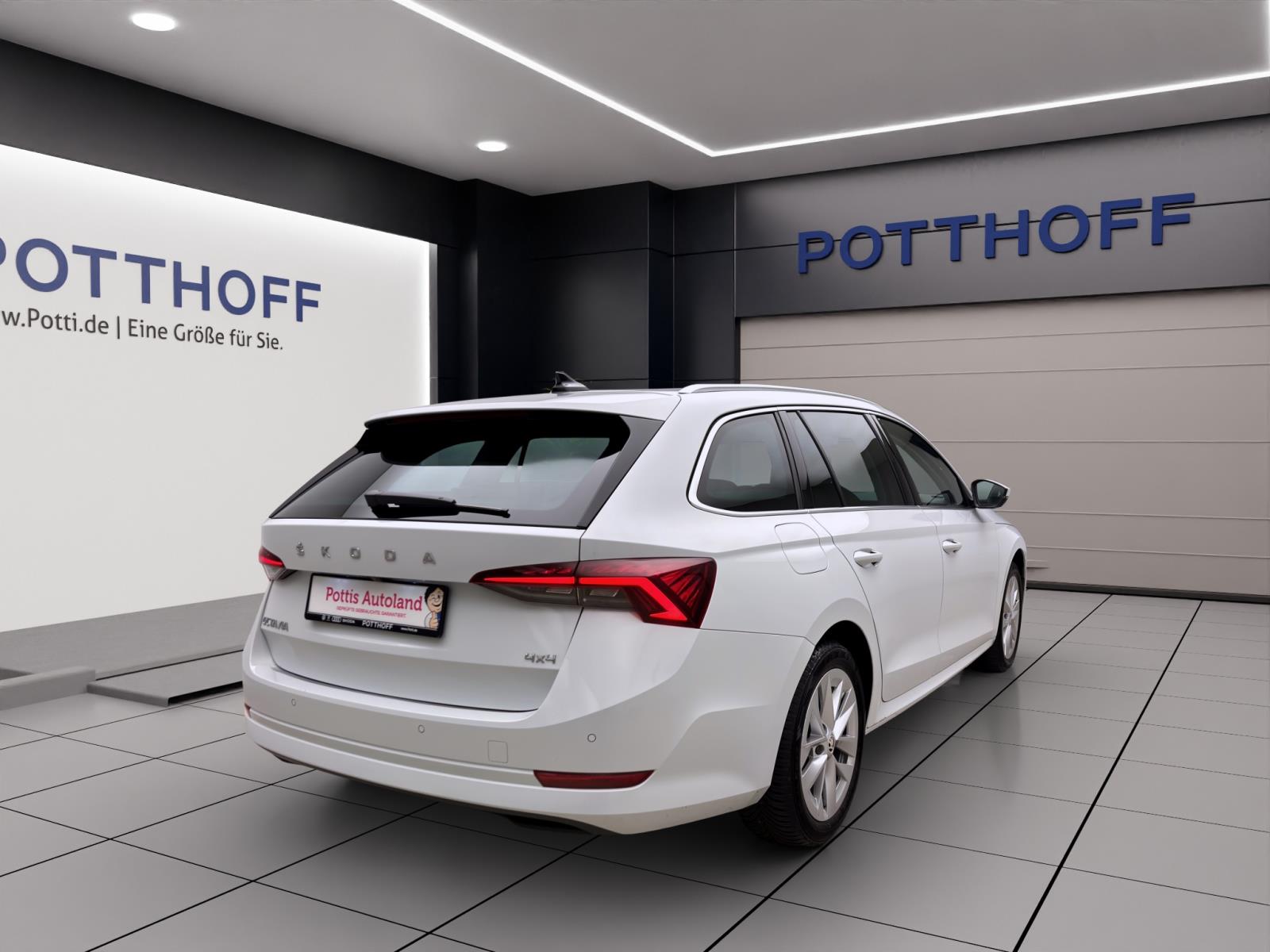 Skoda Octavia Combi 2.0 TSI DSG 4x4 STYLE HuD AHK LM17 NAVI
