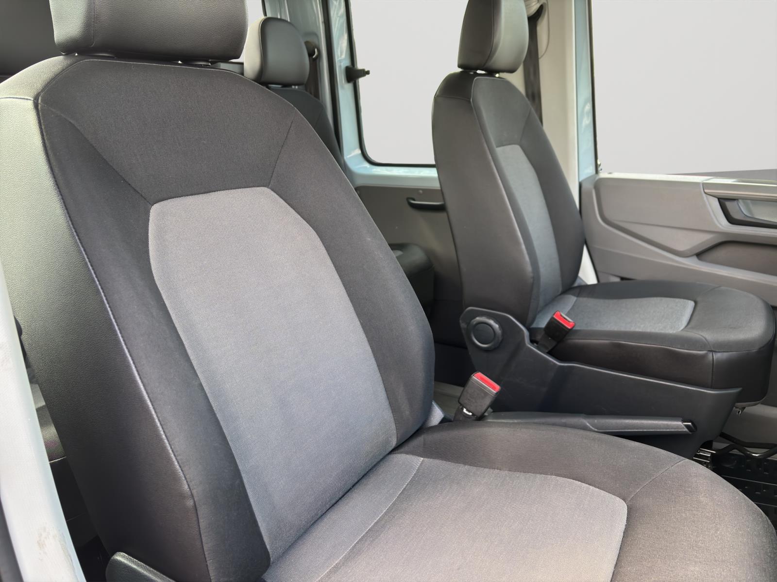 Volkswagen Crafter Pritsche 35 TDI DOKA LANG AHK KLIMA GANZJAHR