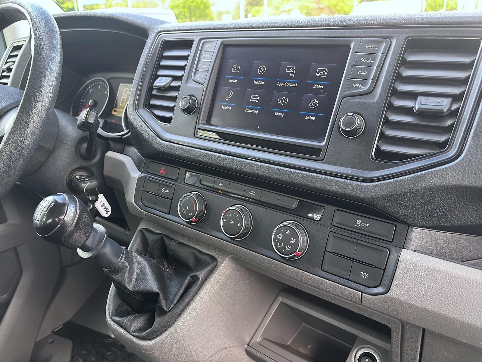 Volkswagen Crafter Pritsche 35 TDI DOKA LANG AHK KLIMA GANZJAHR