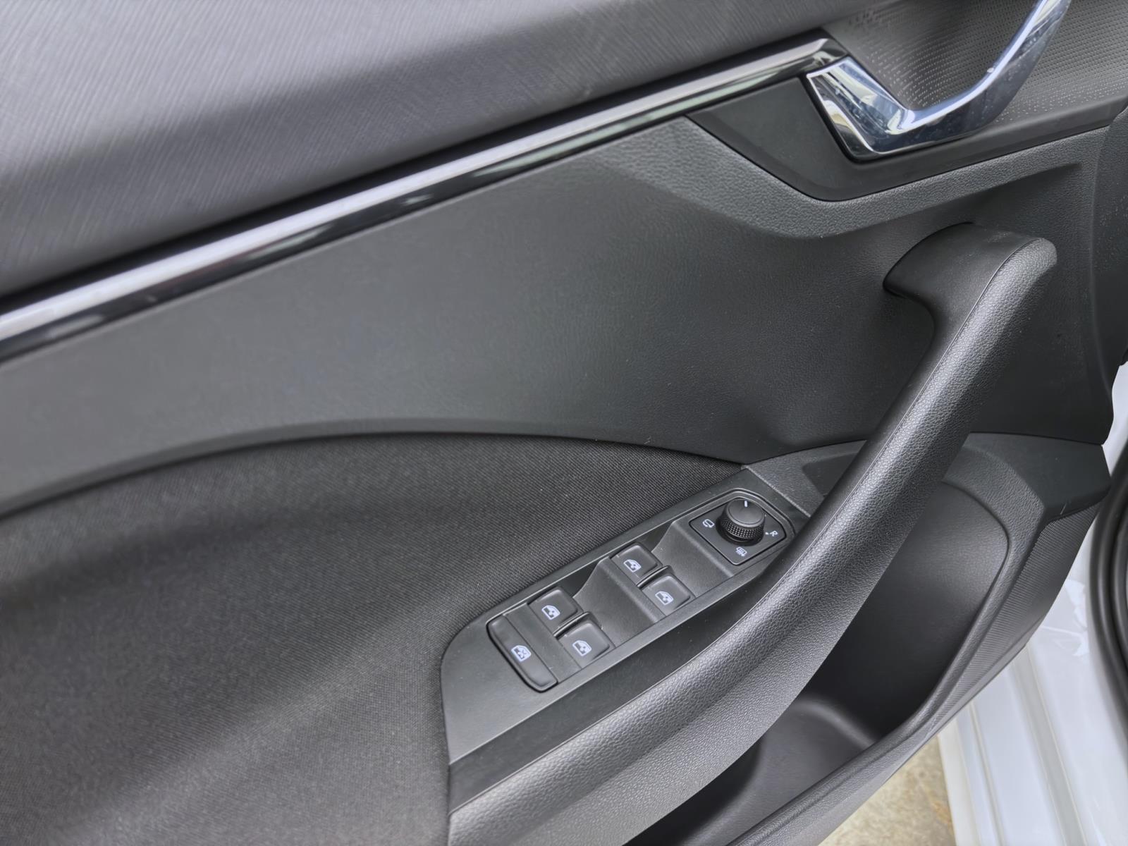 Skoda Kamiq 1.0 TSI SELECTION KAMERA PDC ACC LED