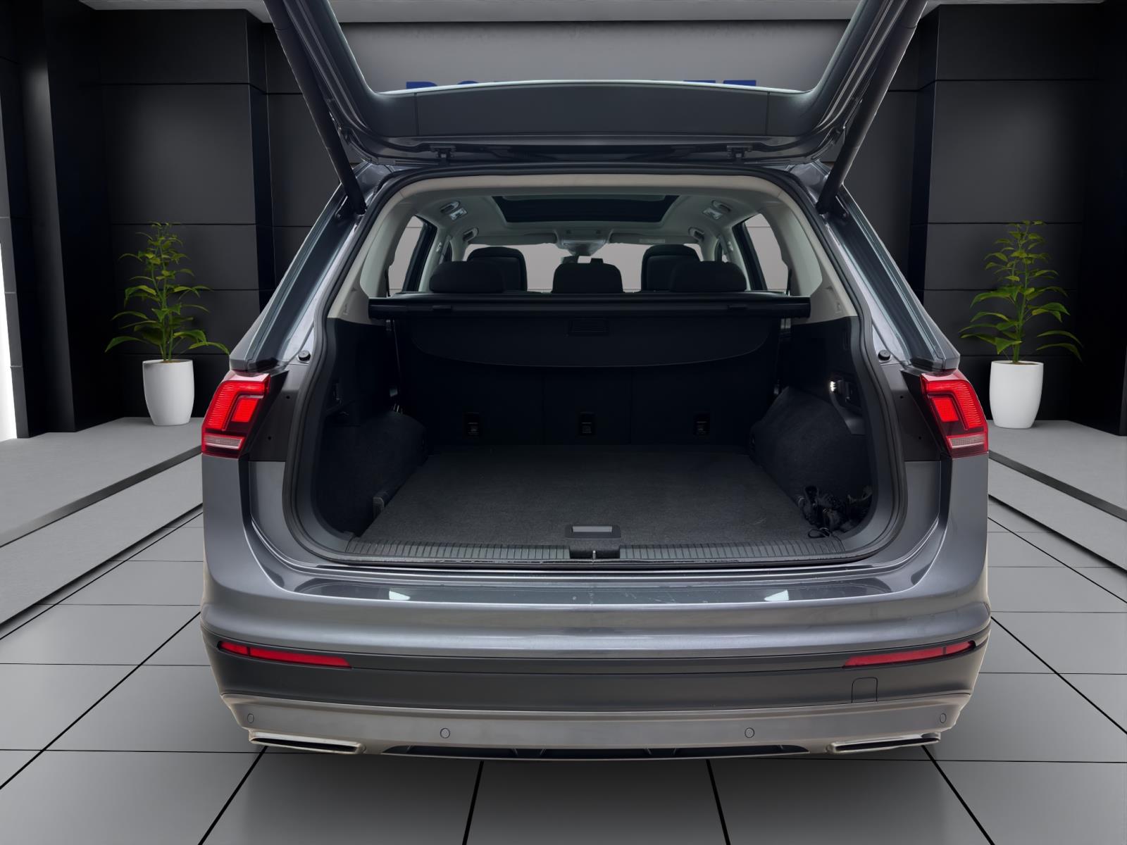Volkswagen Tiguan Allspace 2.0 TDI DSG COMFORTLINE NAVI AHK PDC
