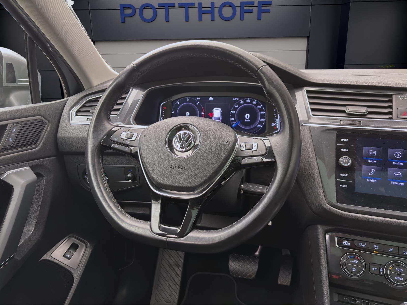 Volkswagen Tiguan Allspace 2.0 TDI DSG COMFORTLINE NAVI AHK PDC