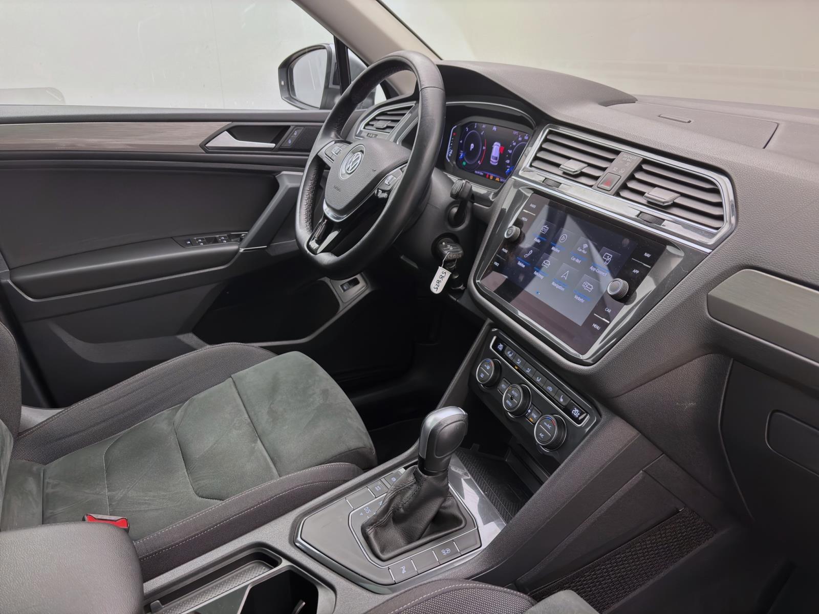 Volkswagen Tiguan Allspace 2.0 TDI DSG COMFORTLINE NAVI AHK PDC