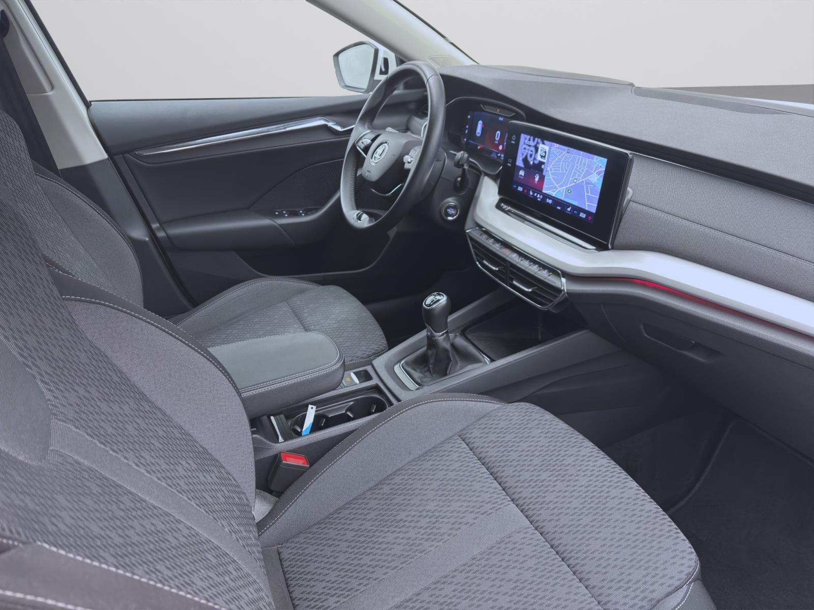 Skoda Octavia Combi 2.0 TDI STYLE NAVI PDC LED KLIMA