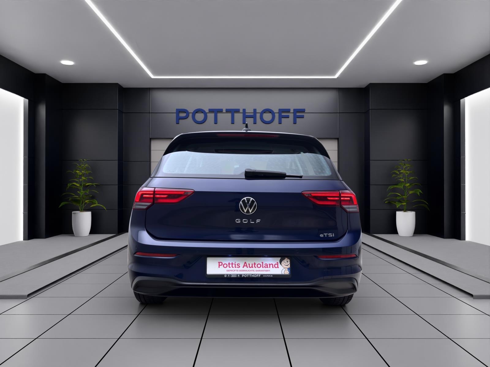 Volkswagen Golf 1.5 eTSI DSG LIFE PANO HuD NAVI PDC