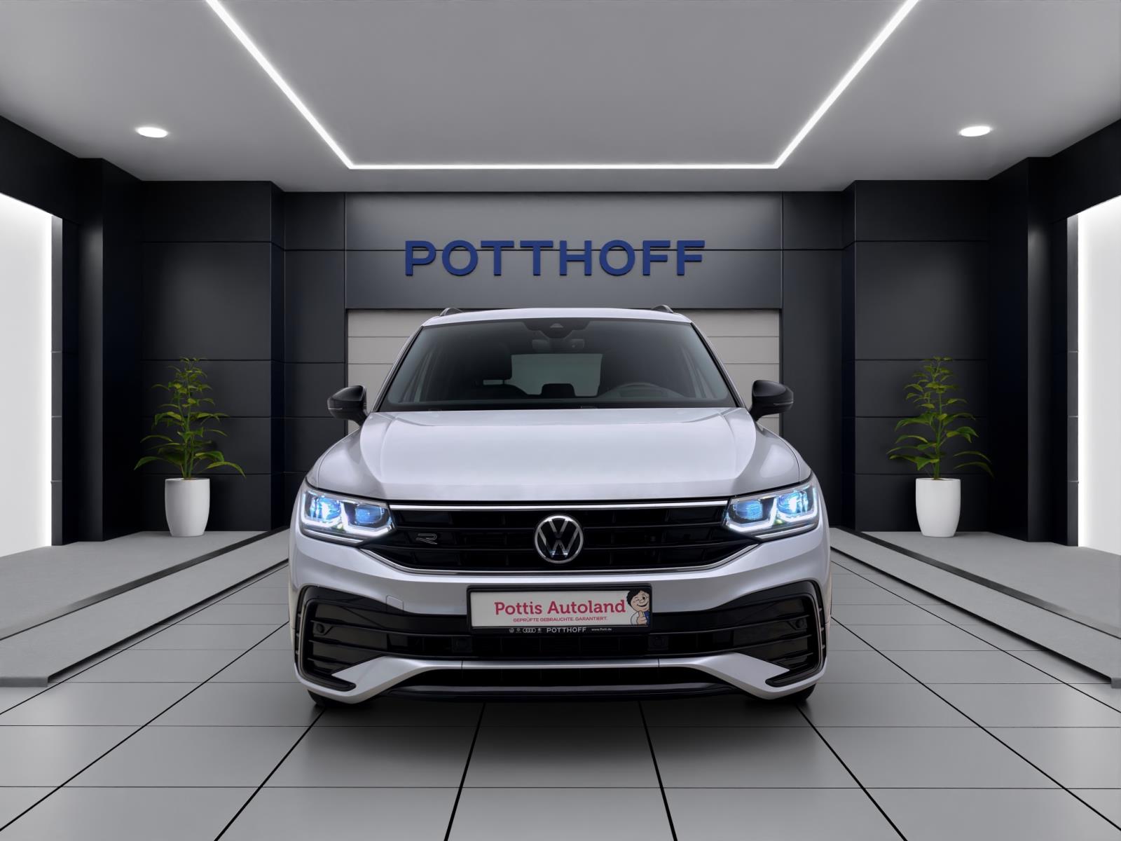 Volkswagen Tiguan 2.0 TDI DSG 4M R-LINE STDHZG PANO NAVI PDC