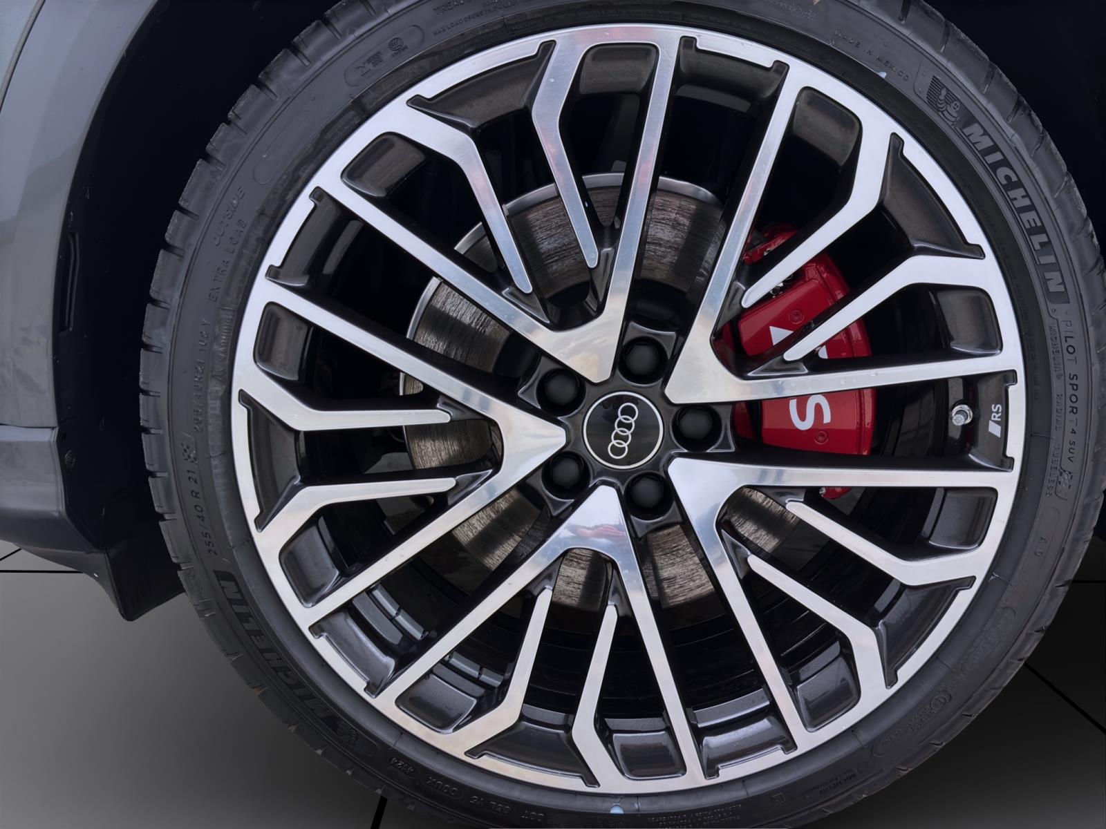 Audi SQ5 Q PANO NAVI HuD VIRTUAL LM21 B&O
