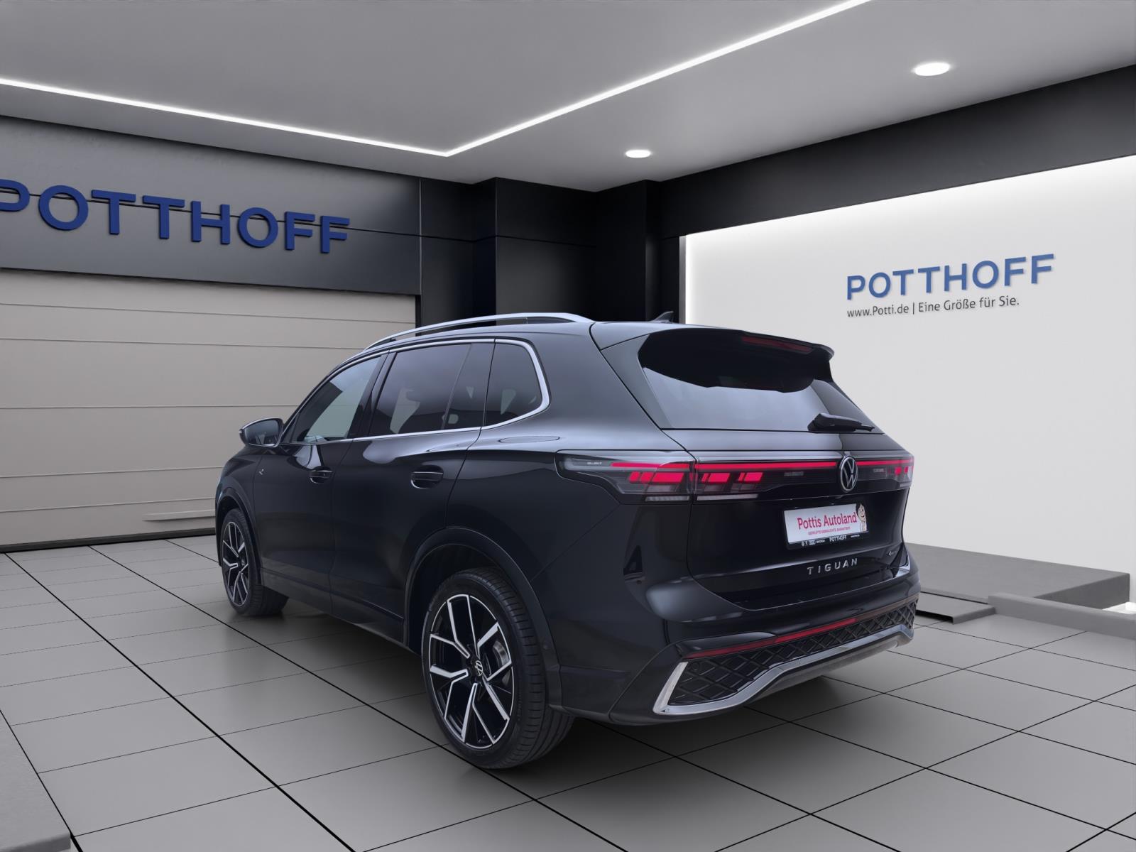 Volkswagen Tiguan 2.0 TDI DSG 4M R-LINE NAVI AHK KAMERA