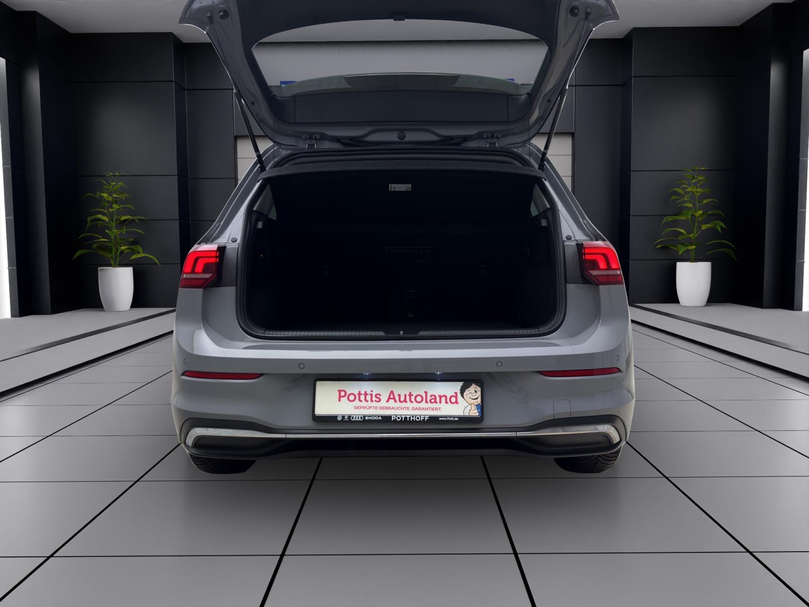 Volkswagen Golf 2.0 TDI DSG GOAL AHK NAVI SITZHZG