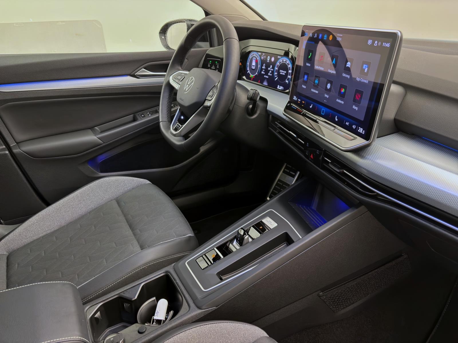 Volkswagen Golf 2.0 TDI DSG GOAL AHK NAVI SITZHZG