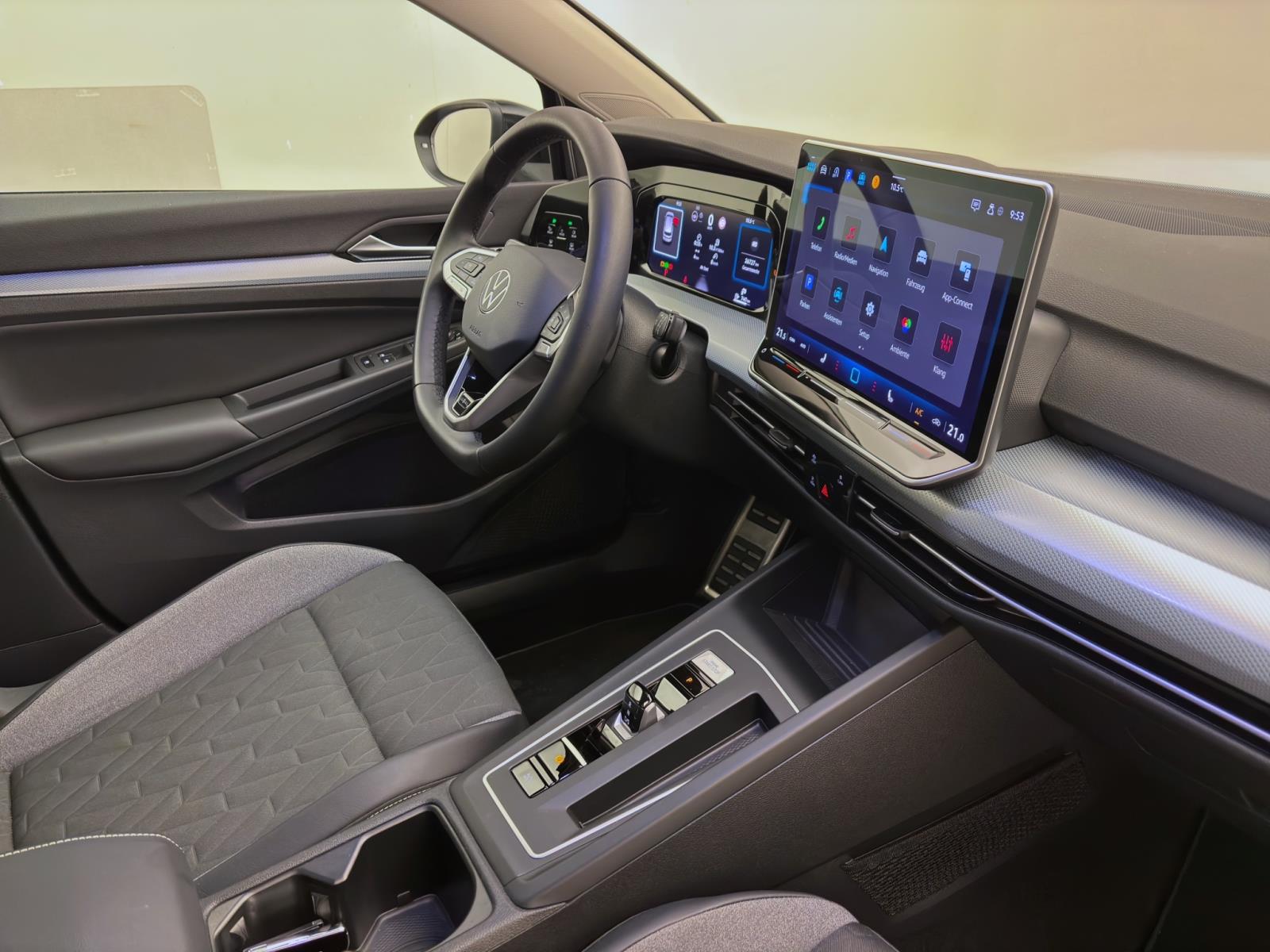 Volkswagen Golf 2.0 TDI DSG GOAL NAVI AHK PDC KAMERA
