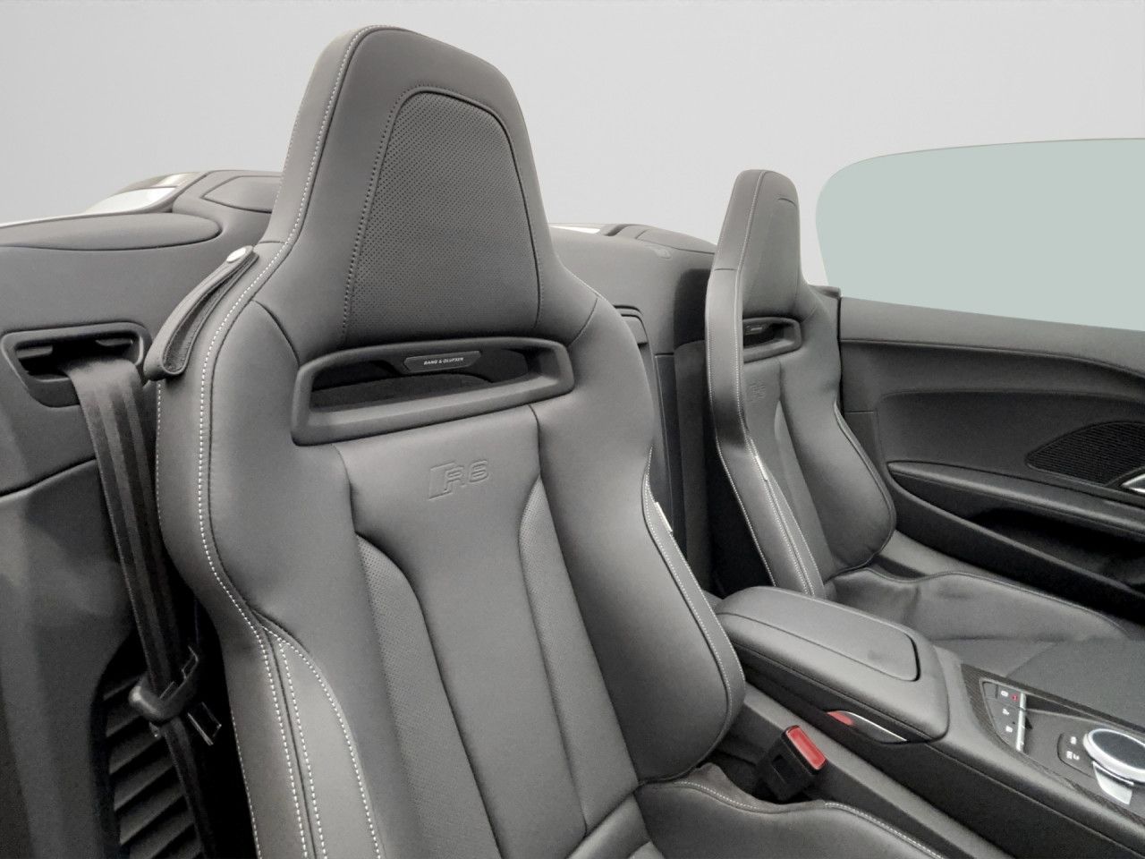 Audi R8 Spyder V10 Q PERFORMANCE NAVI+ KAMERA B&O LED