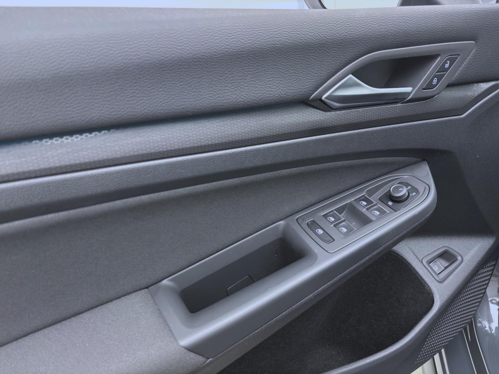 Volkswagen Golf GTE NAVI KLIMA PDC LED LM17