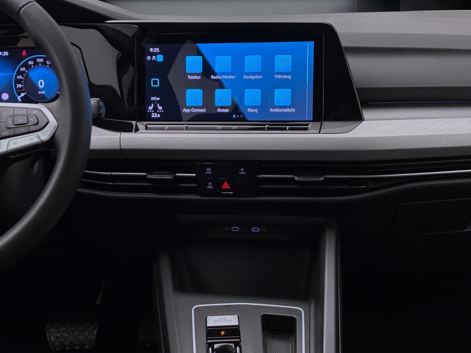 Volkswagen Golf Variant 1.0 eTSI DSG LIFE NAVI AHK KAMERA PDC