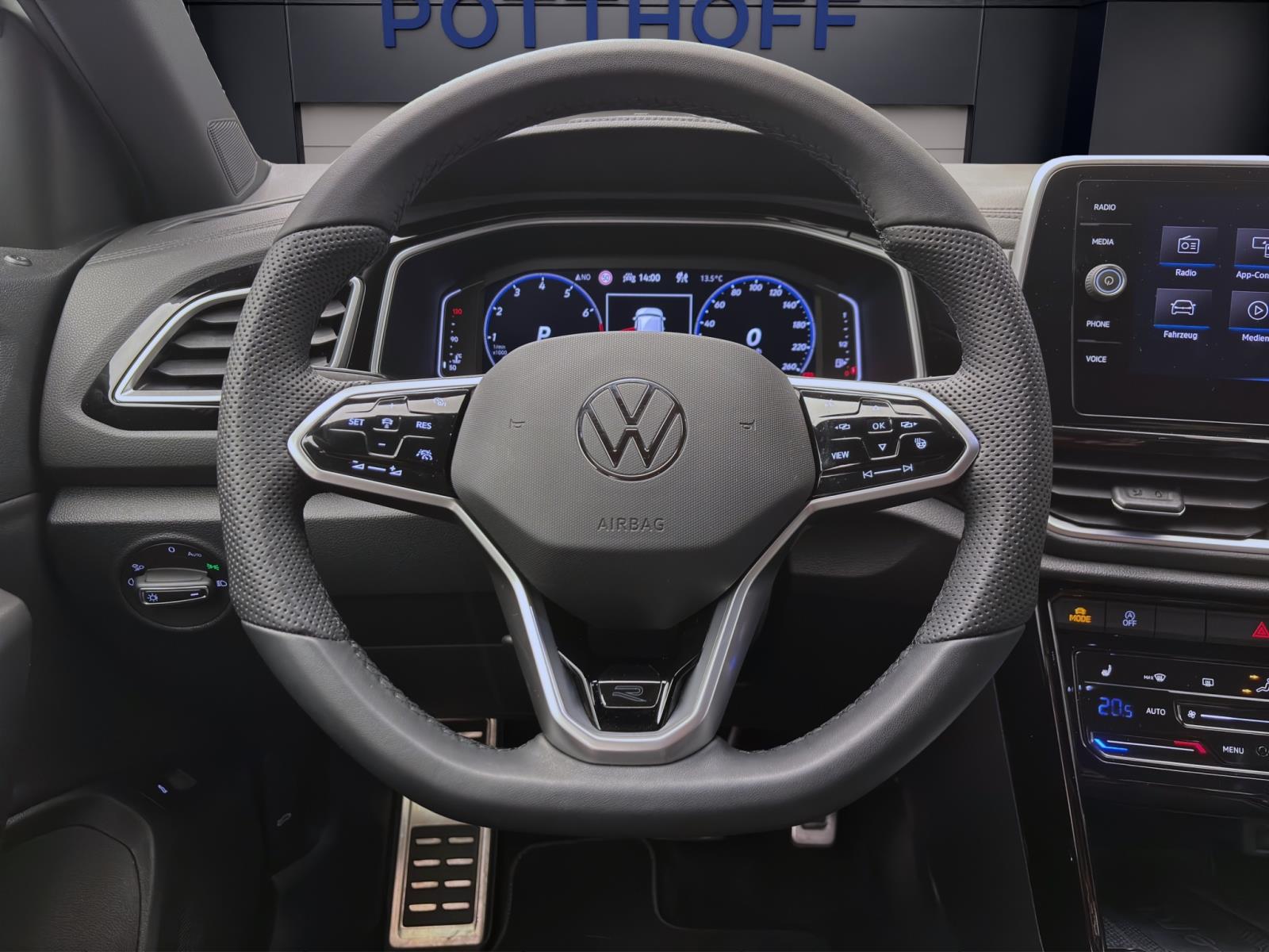 Volkswagen T-Roc 1.5 TSI DSG R-LINE AHK NAVI LED+ KAMERA
