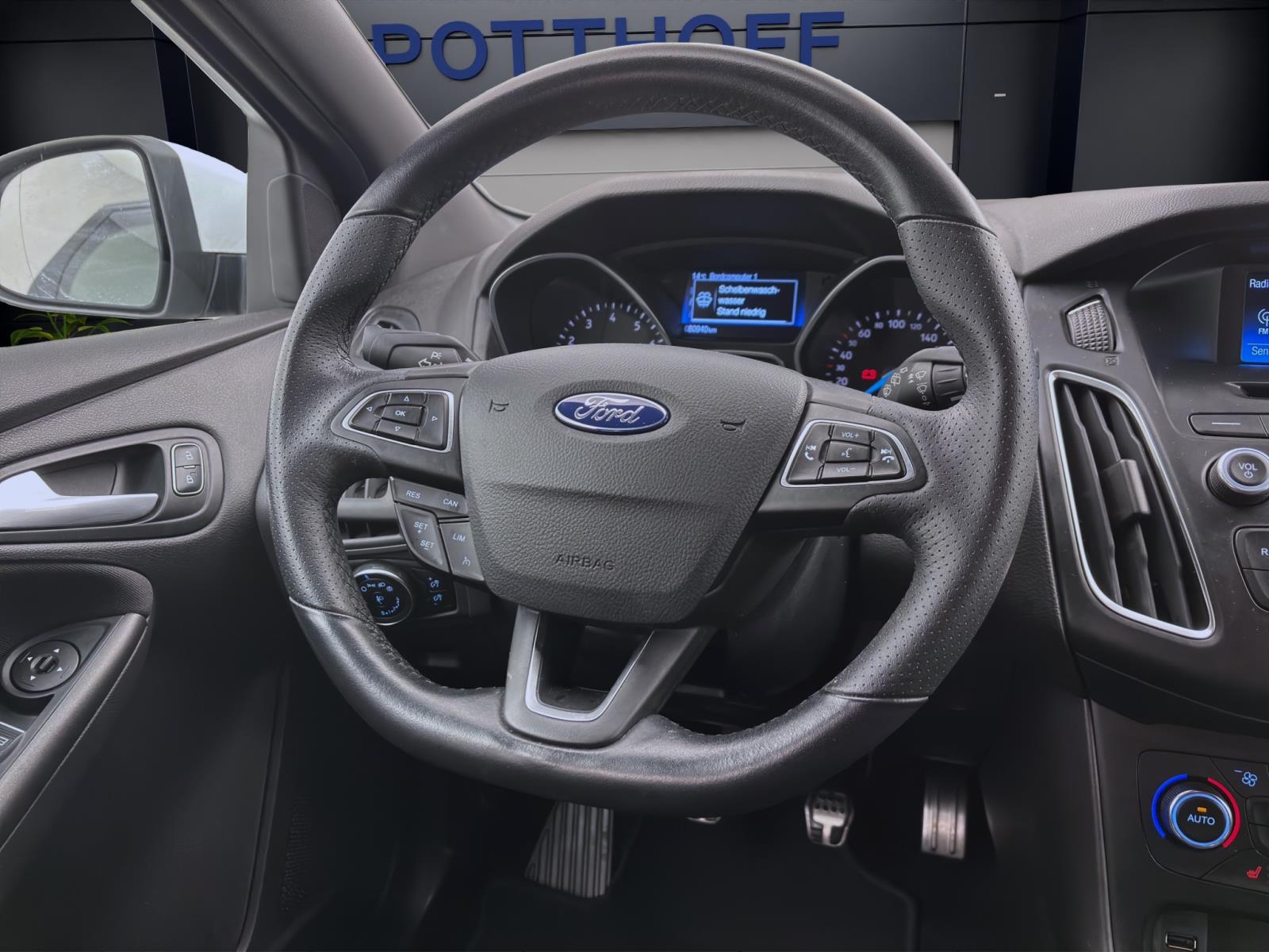Ford Focus Turnier 1.0 EcoBoost ST-LINE SITZHZG GRA KLIMA