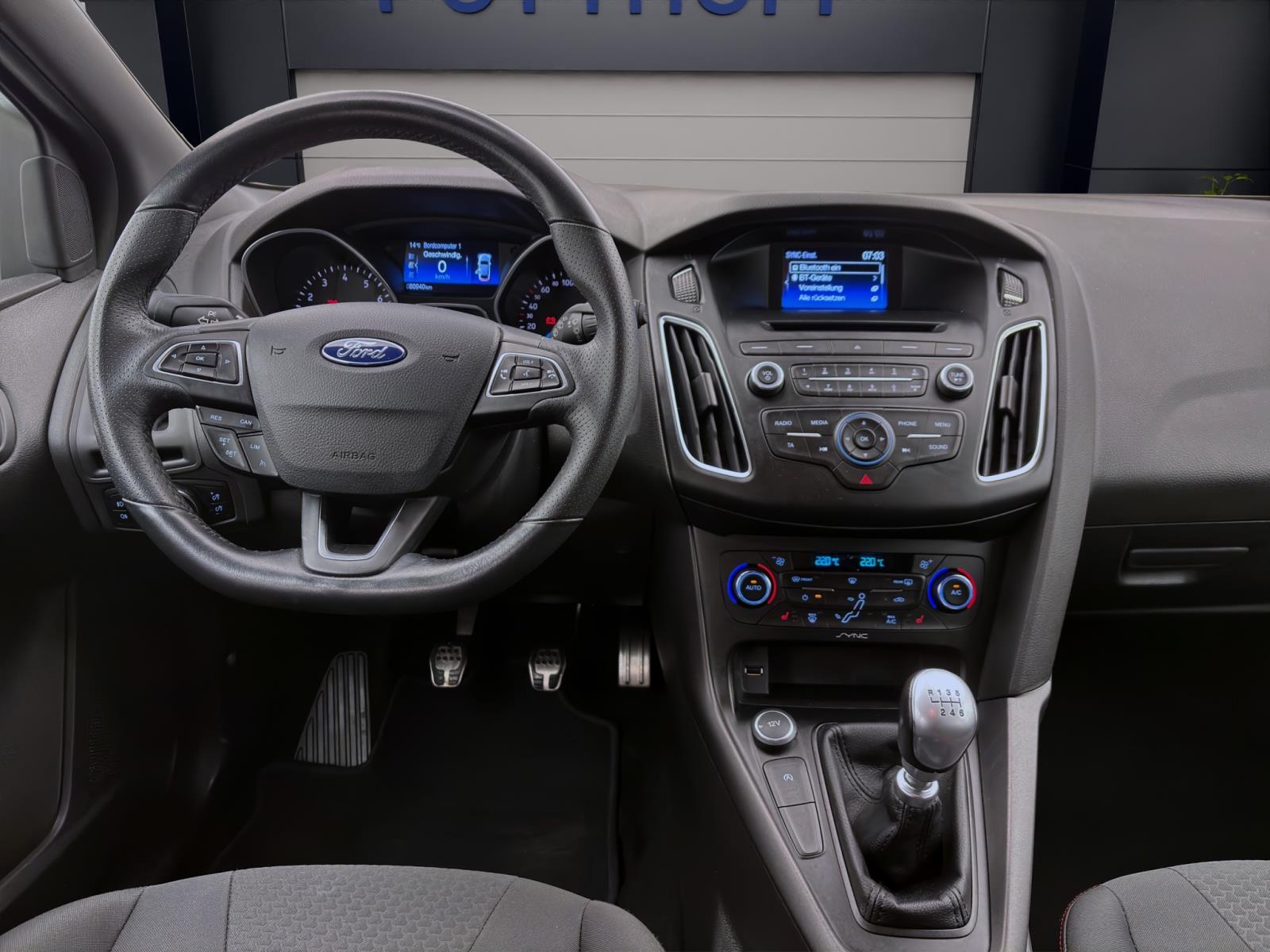Ford Focus Turnier 1.0 EcoBoost ST-LINE SITZHZG GRA KLIMA