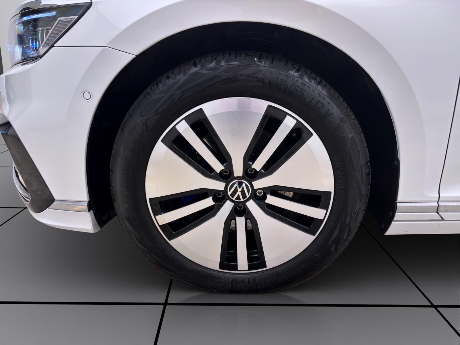 Volkswagen Passat Variant GTE STANDHZG AHK NAVI IQ.LIGHT
