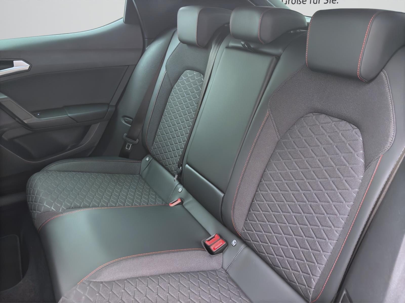 Seat Leon 2.0 TDI DSG FR NAVI KLIMA PDC LED