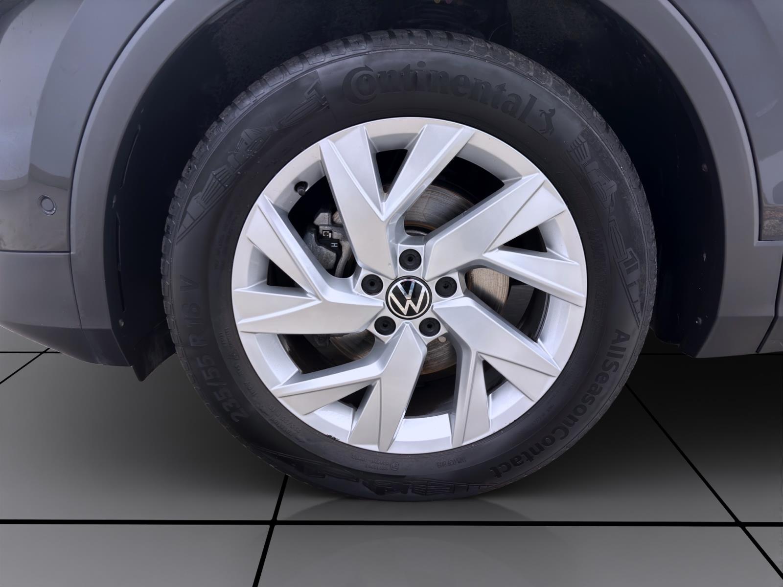 Volkswagen Tiguan 1.5 TSI LIFE AHK KAMERA NAVI APP