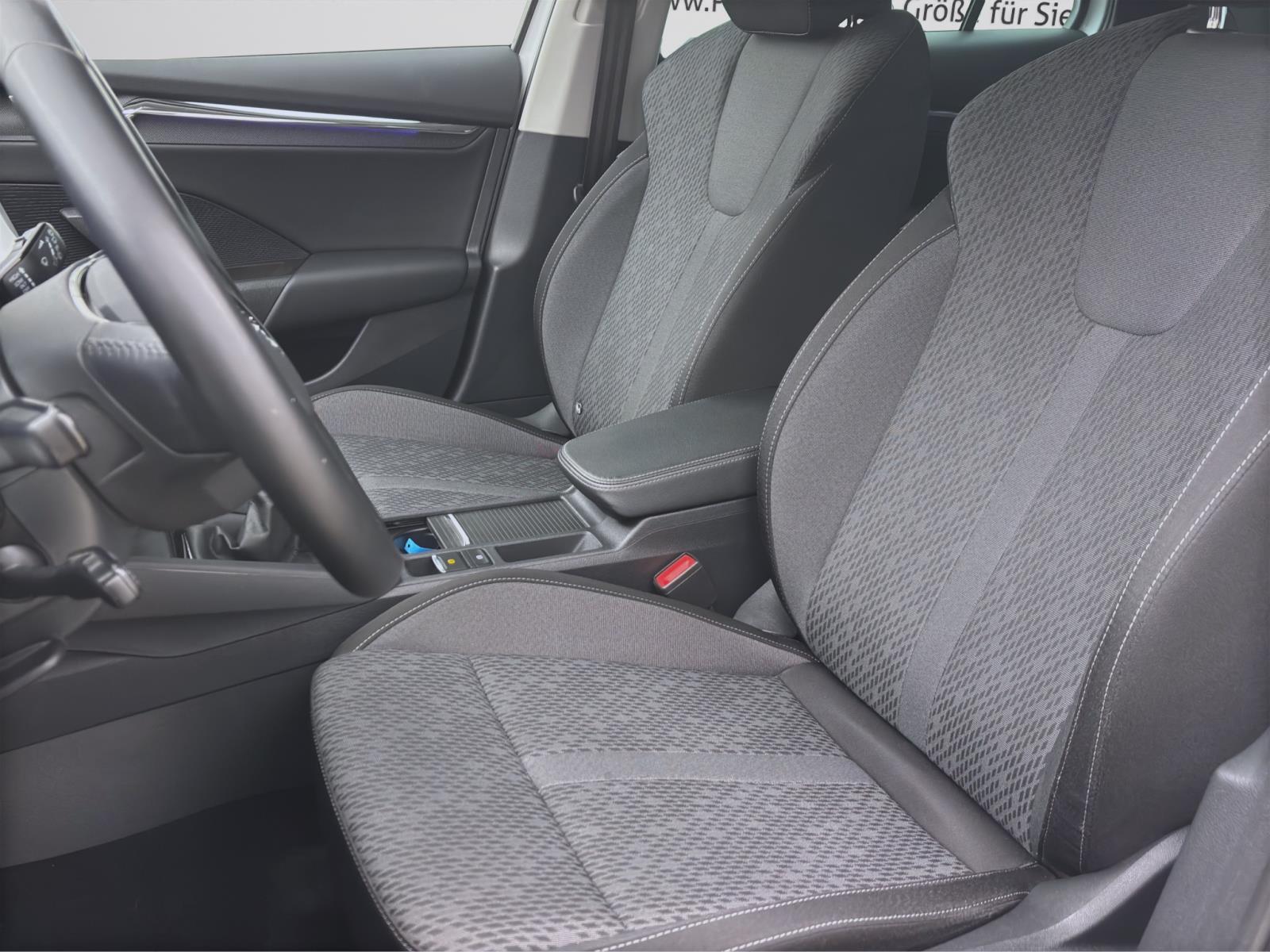 Skoda Octavia Combi 2.0 TDI STYLE AHK NAVI ACC HuD SITZHZG