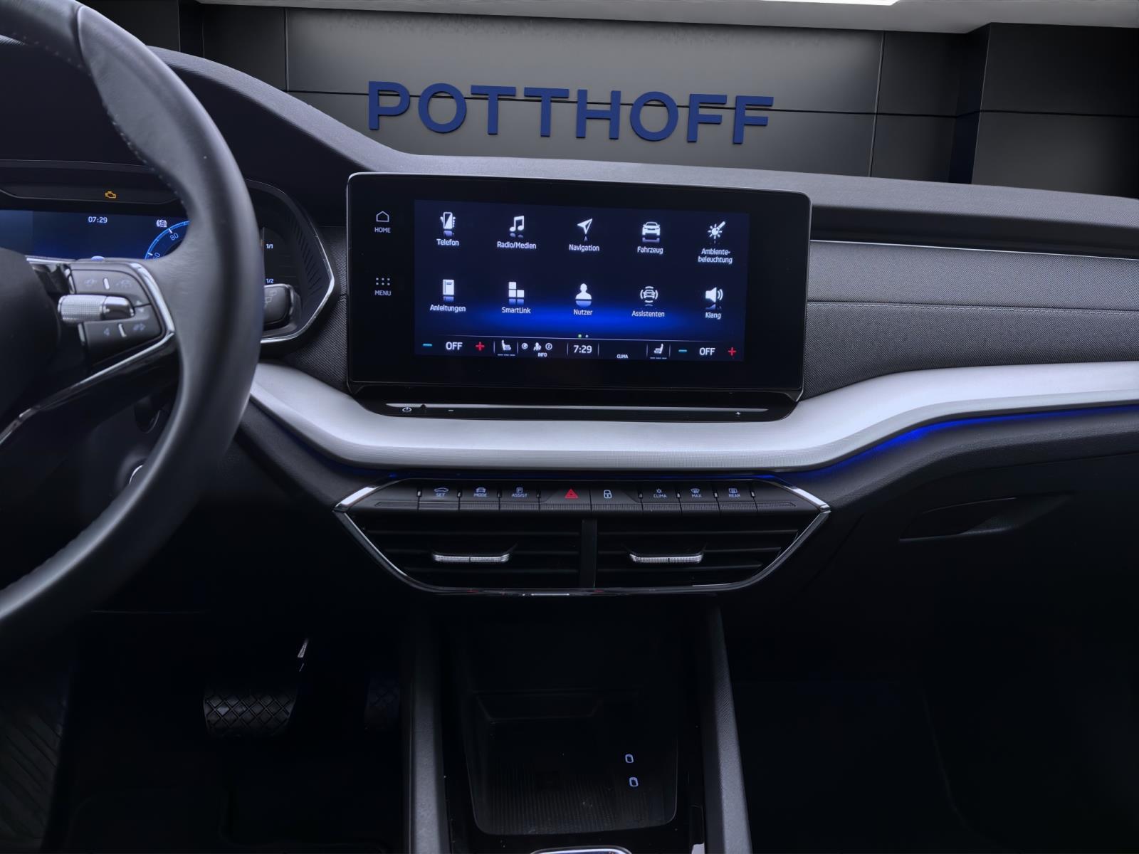 Skoda Octavia Combi 2.0 TDI DSG STYLE AHK NAVI ACC LED