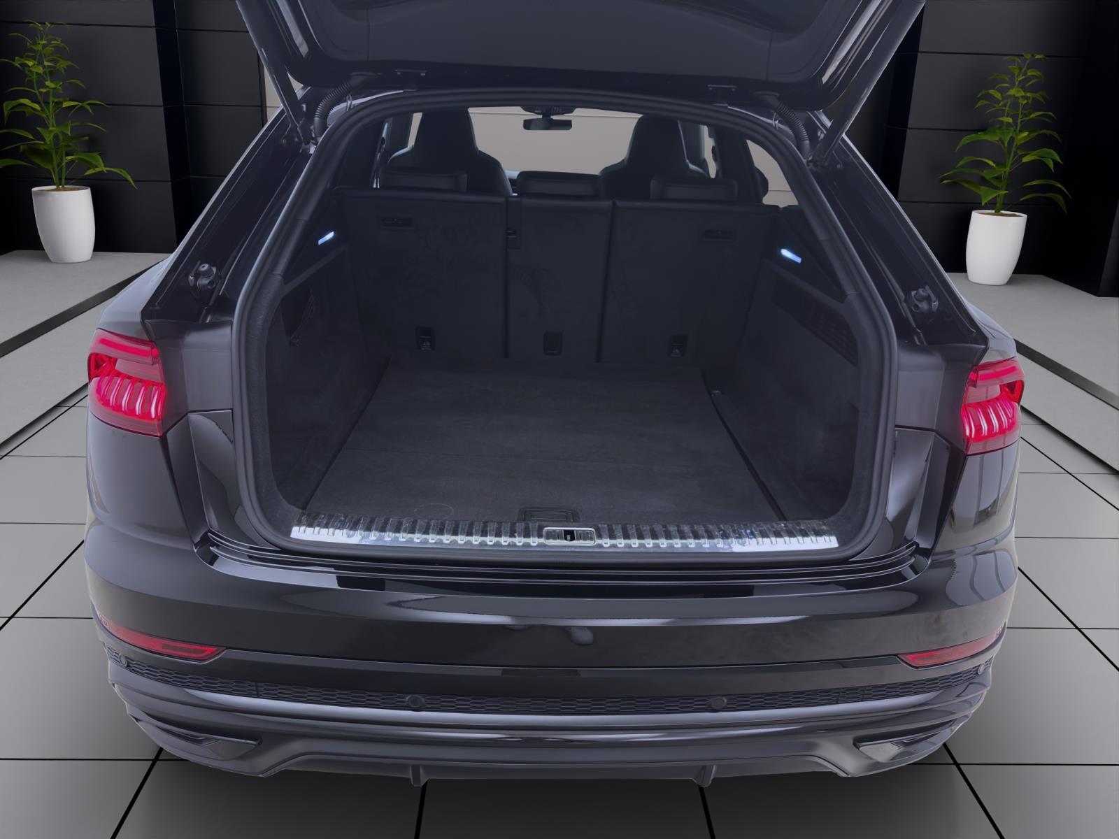 Audi Q8 50 TDI Q S LINE PANO NAVI+ HuD KAMERA