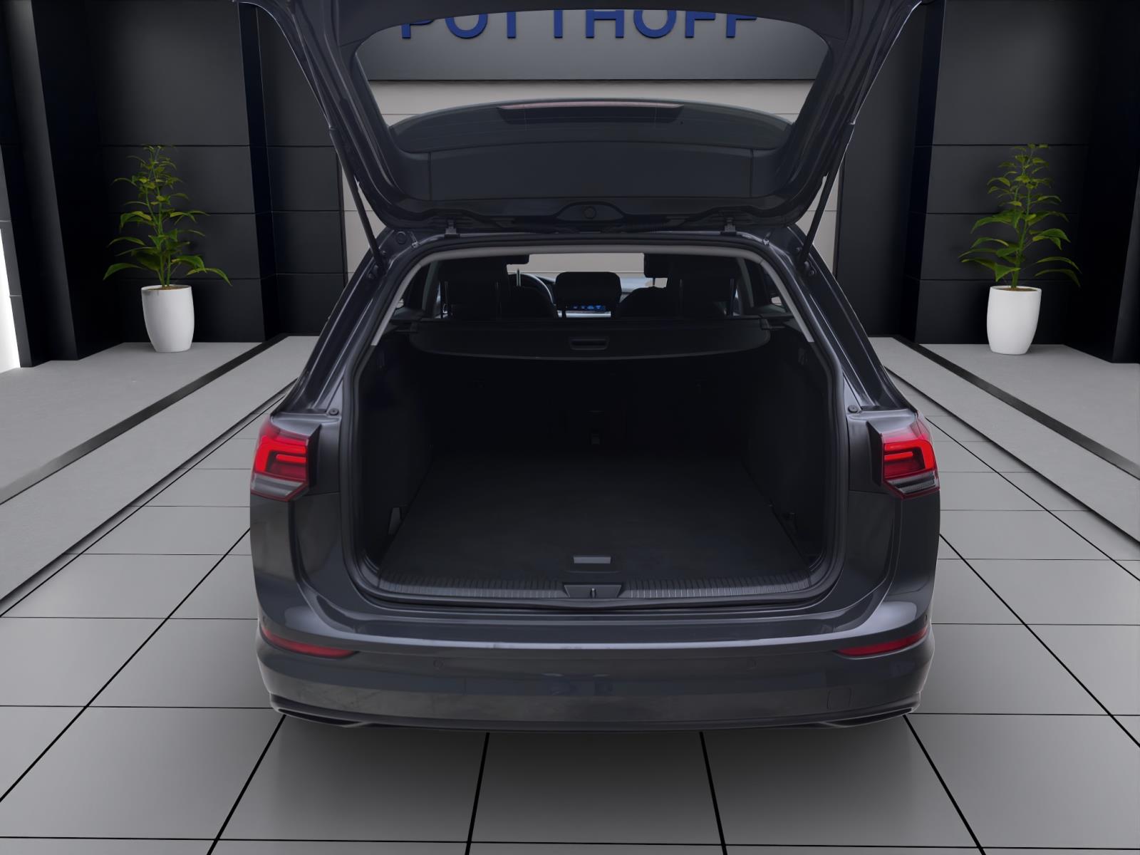 Volkswagen Golf Variant 1.0 eTSI DSG LIFE LM18 NAVI AHK KAMERA