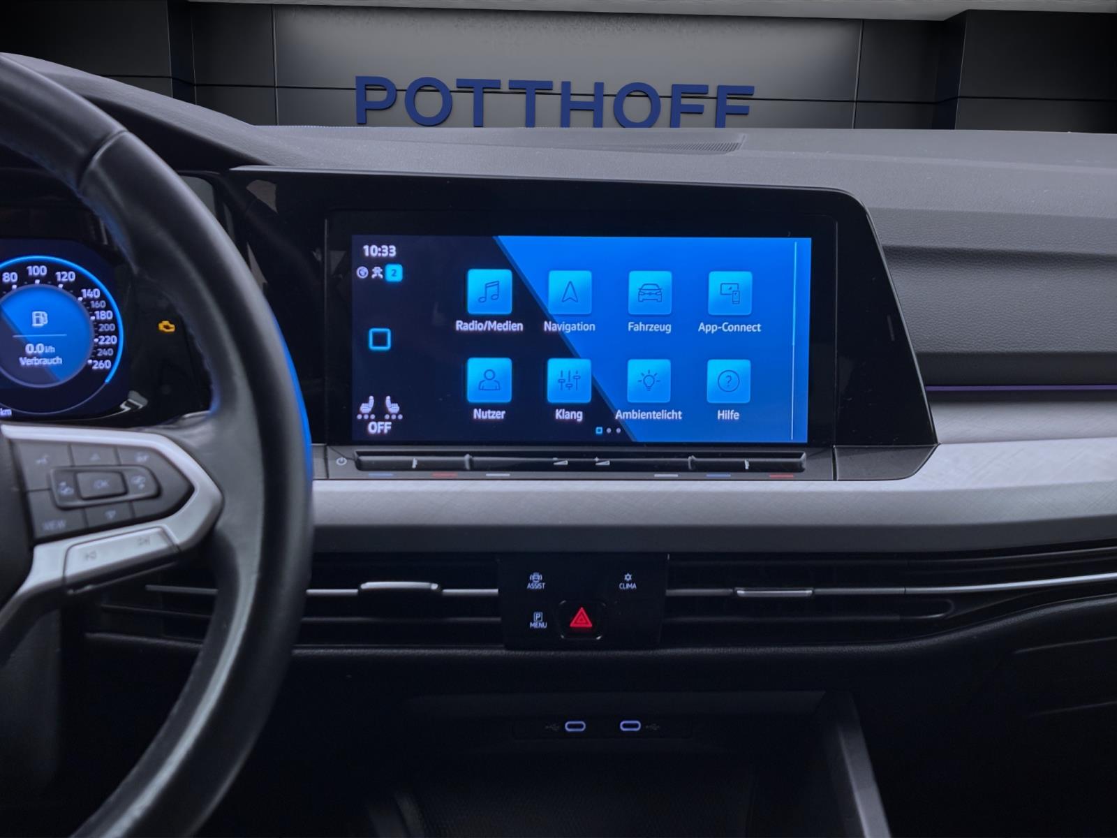 Volkswagen Golf Variant 1.0 eTSI DSG LIFE LM18 NAVI AHK KAMERA
