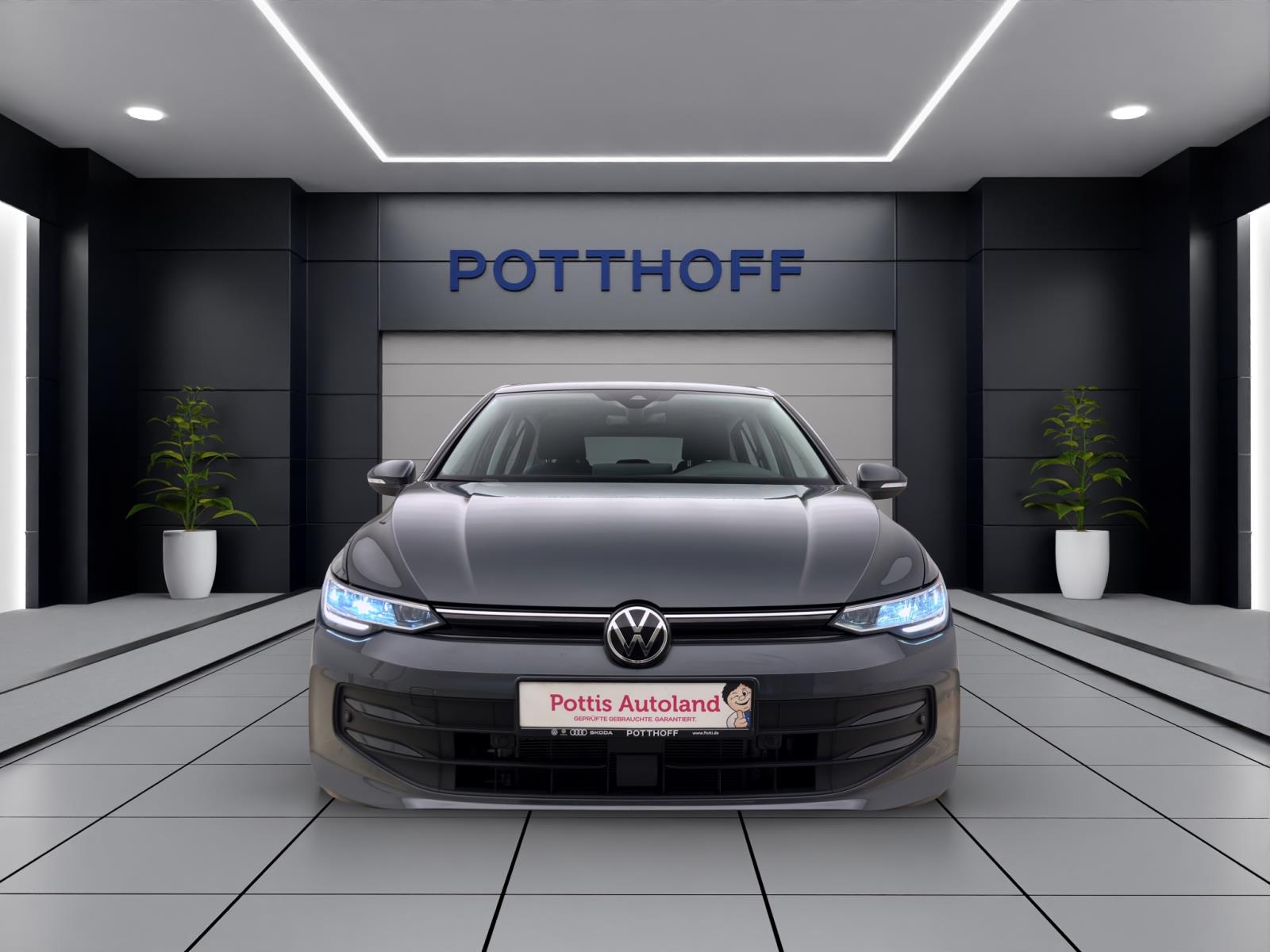 Volkswagen Golf 1.5 TSI LIFE AHK NAVI SITZHZG GRA