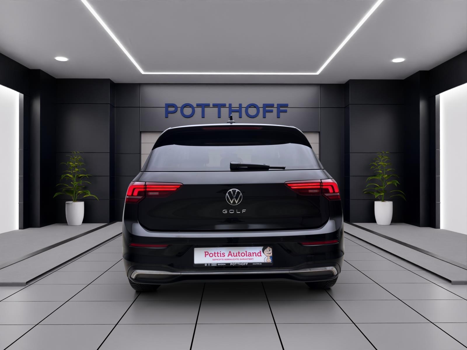 Volkswagen Golf 1.5 TSI GOAL NAVI AHK PDC LED