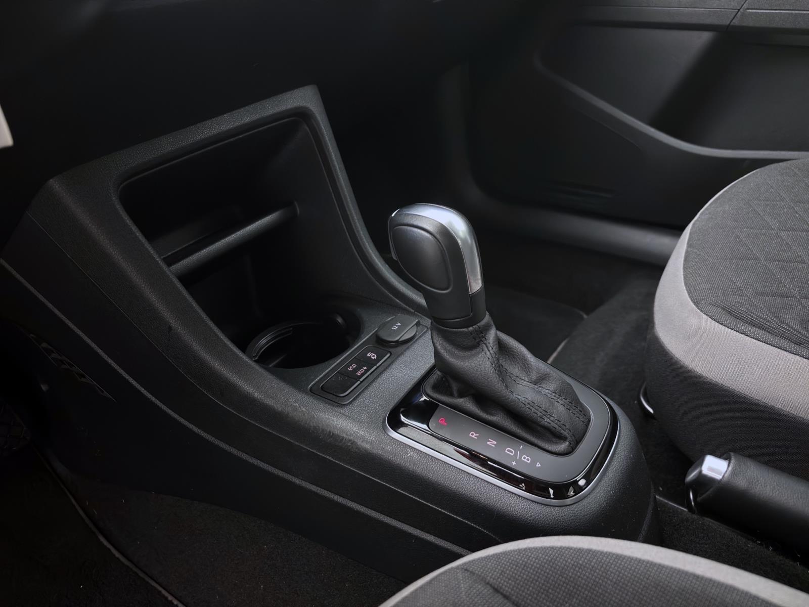 Volkswagen e-up! MAX CCS KAMERA SITZHZG GRA PDC DAB+