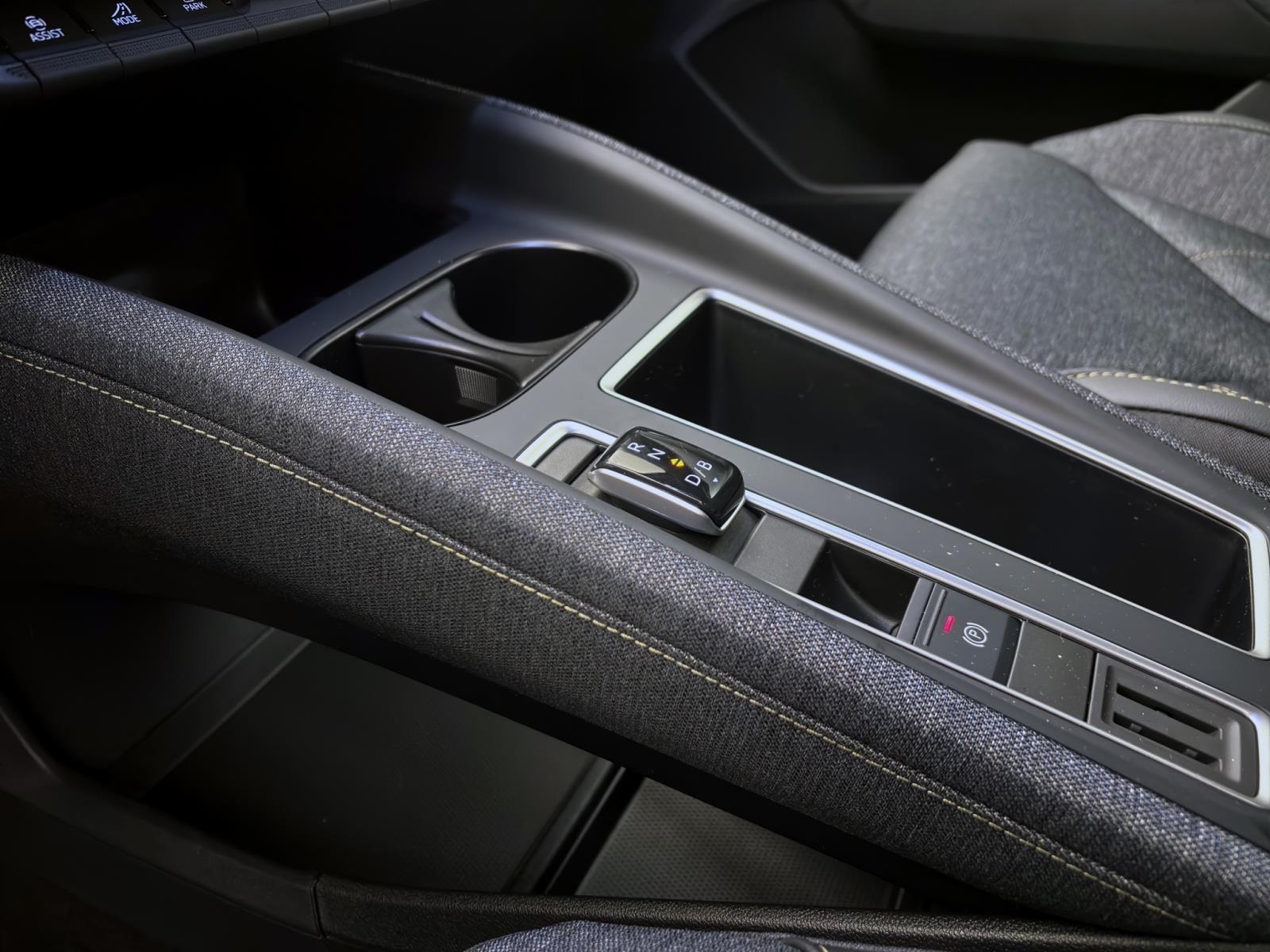 Skoda Elroq 50 TOUR NAV KAM SHZ LED 19 WINTER-P. SPURWECHSEL
