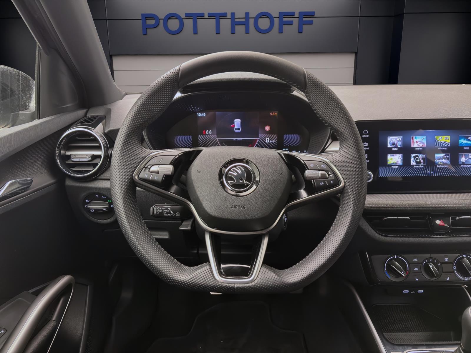 Skoda Fabia 1.0 TSI SELECTION PDC LED SITZHZG KLIMA