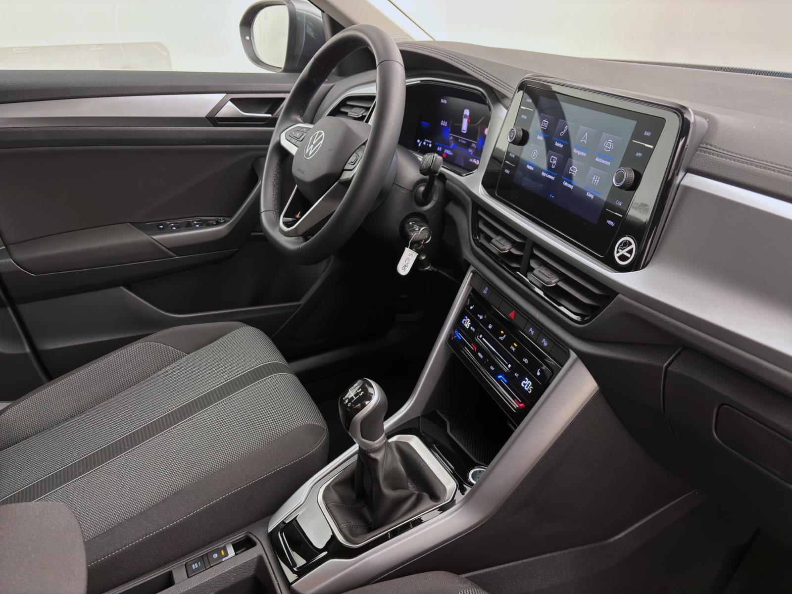 Volkswagen T-Roc 1.0 TSI LIFE NAVI LED PDC LM16