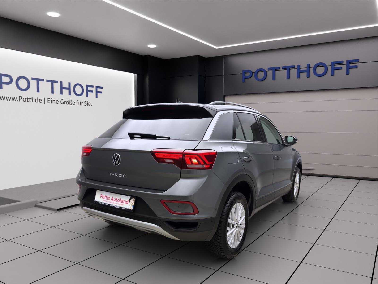 Volkswagen T-Roc 1.0 TSI LIFE NAVI KLIMA PDC LED