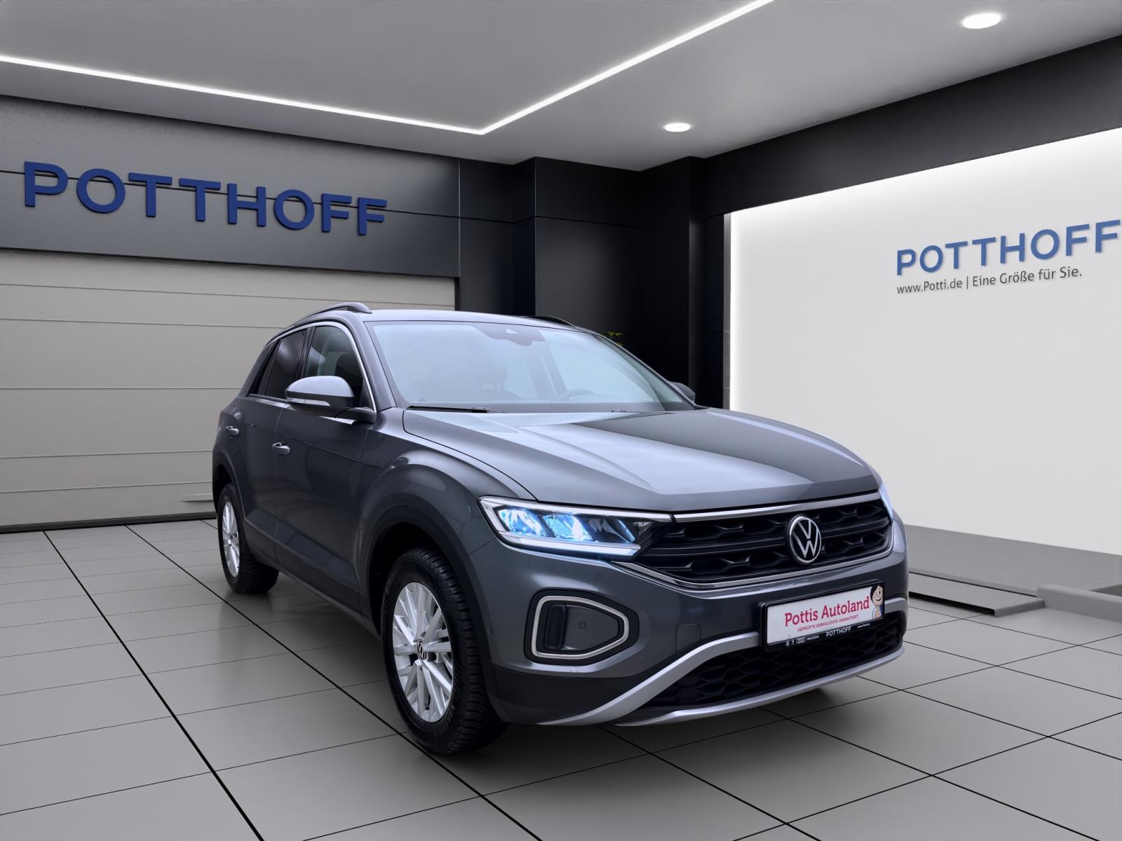 Volkswagen T-Roc 1.0 TSI LIFE NAVI KLIMA PDC LED