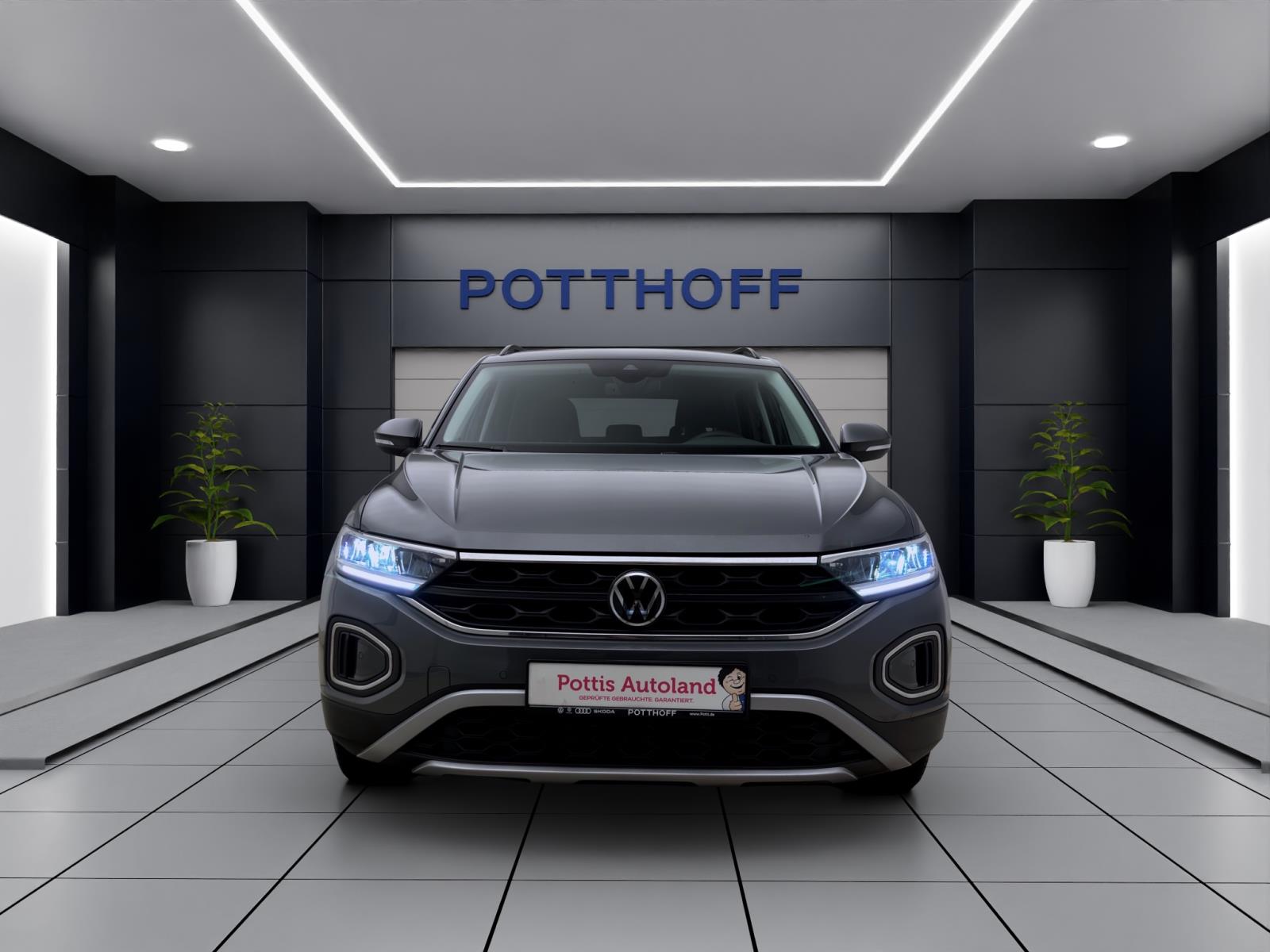Volkswagen T-Roc 1.0 TSI LIFE NAVI KLIMA PDC LED
