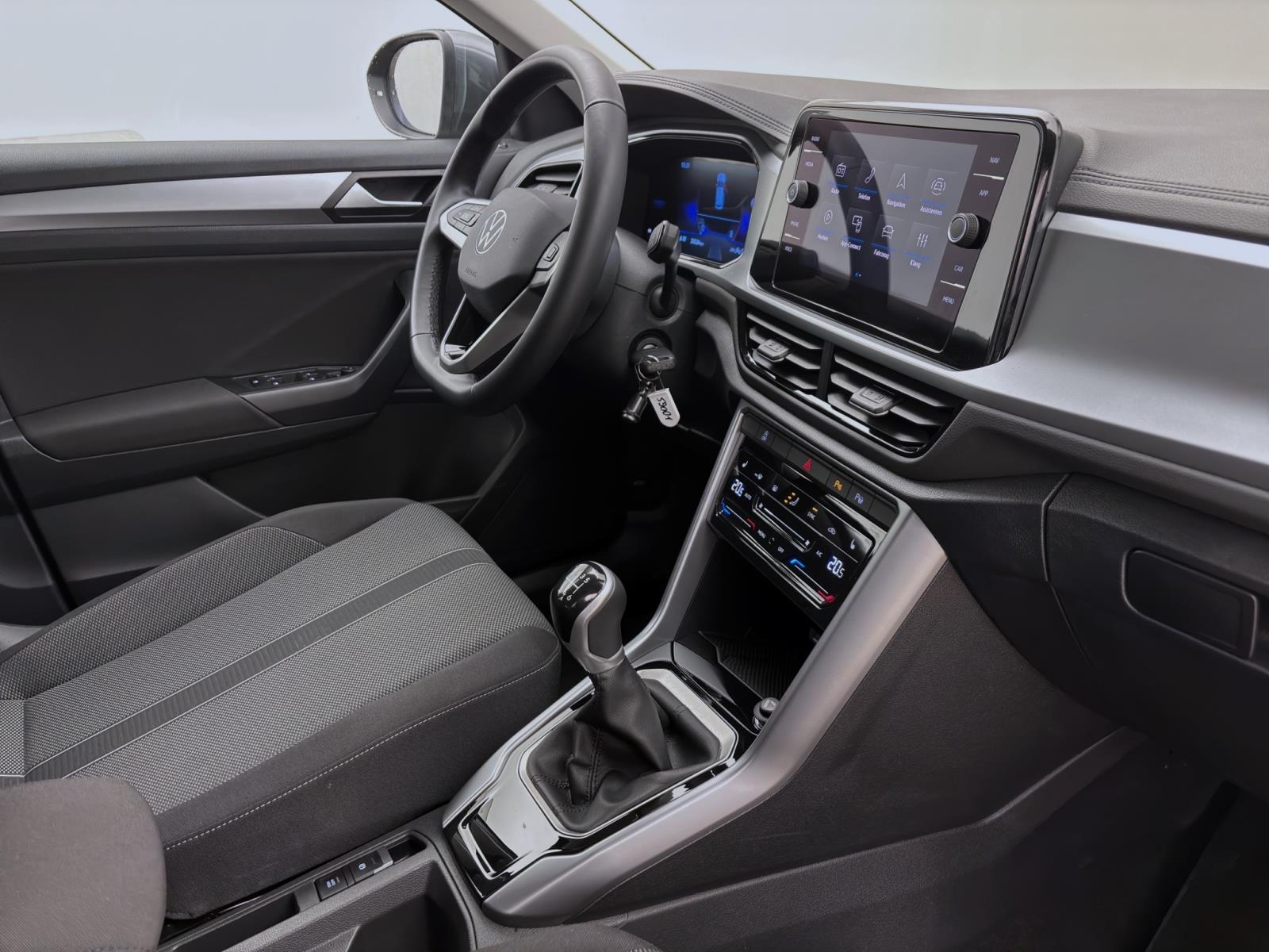 Volkswagen T-Roc 1.0 TSI LIFE NAVI KLIMA PDC LED