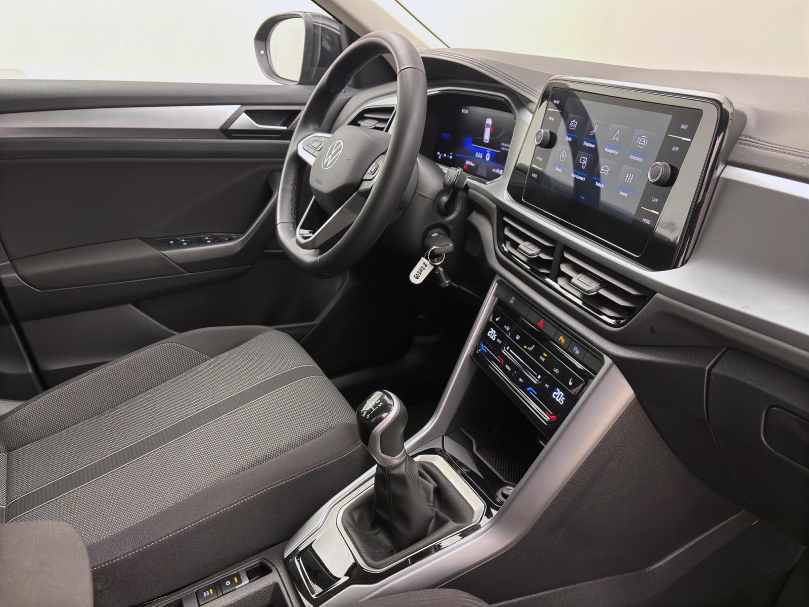 Volkswagen T-Roc 1.0 TSI LIFE NAVI LM16 LED KLIMA