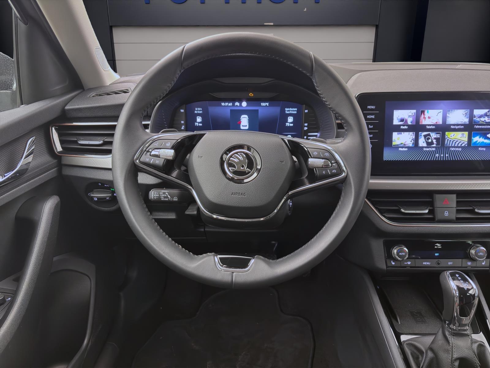 Skoda Kamiq 1.5 TSI DSG STYLE KAMERA PDC KLIMA ACC
