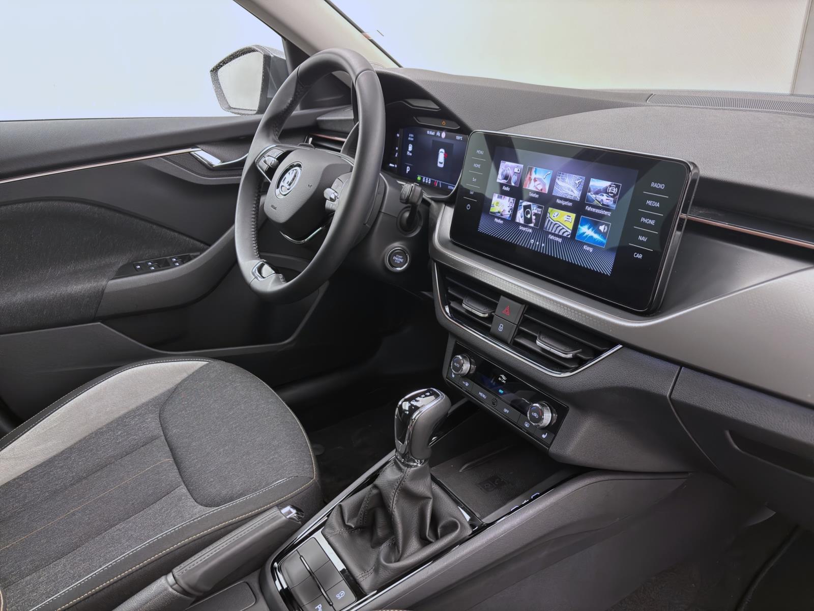 Skoda Kamiq 1.5 TSI DSG STYLE KAMERA PDC KLIMA ACC